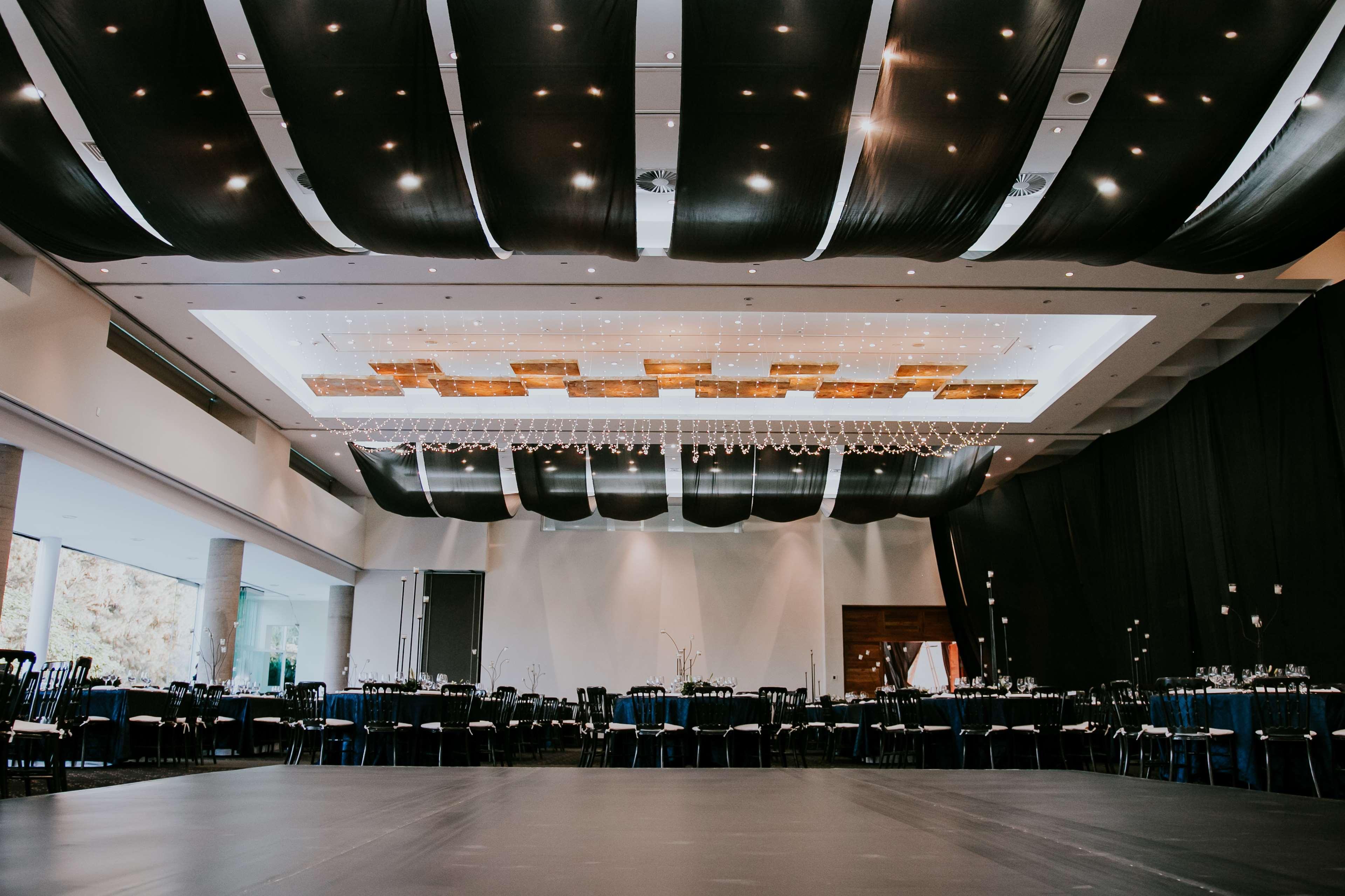 Radisson Poliforum Plaza Hotel Леон Екстериор снимка