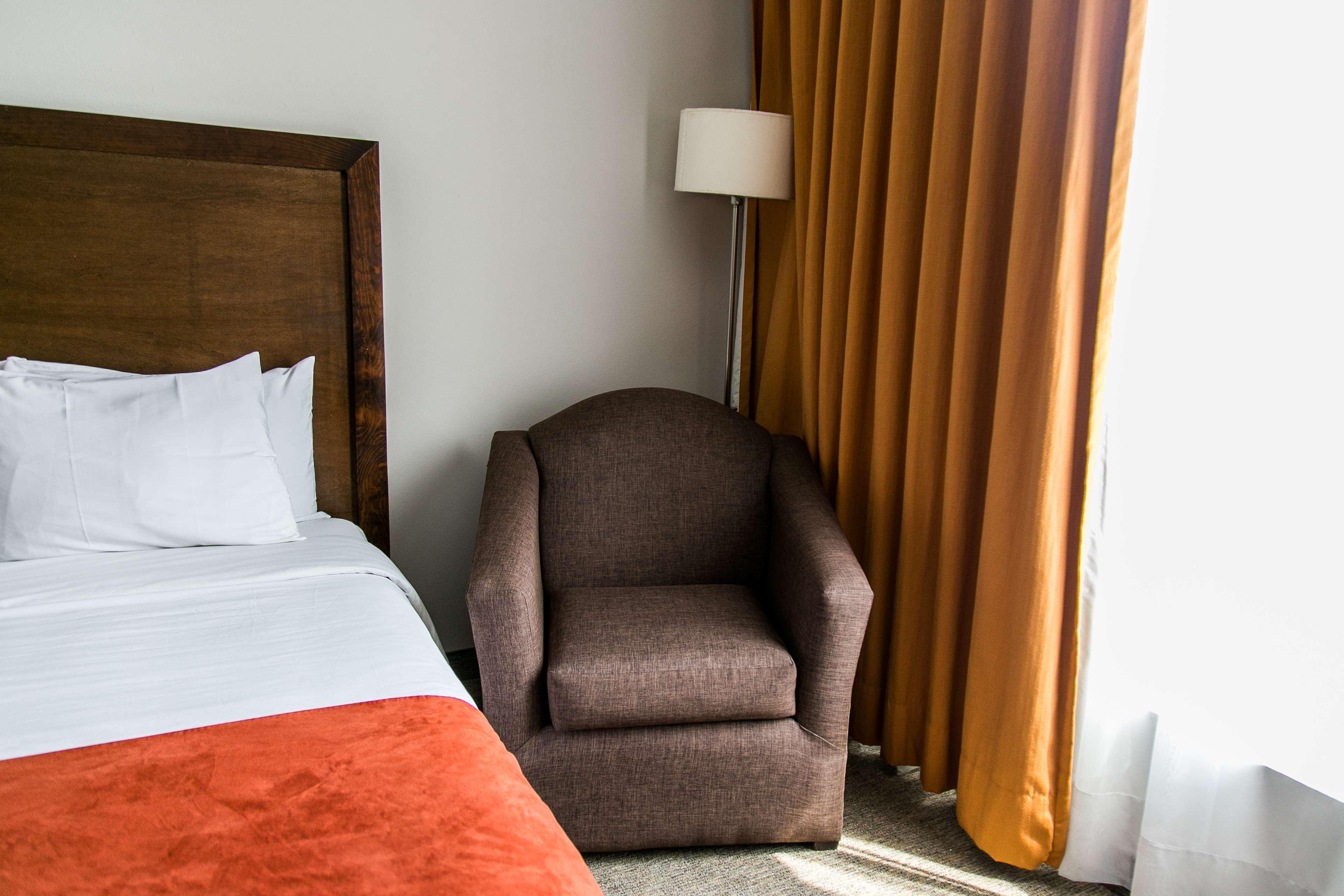 Radisson Poliforum Plaza Hotel Леон Екстериор снимка